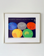 Original 1980 Moscow Olympics Poster – B. Gyurkovich (Hungary) – Olympic Rings World Map Design – 56 × 44 cm / 22.0 × 17.3 in